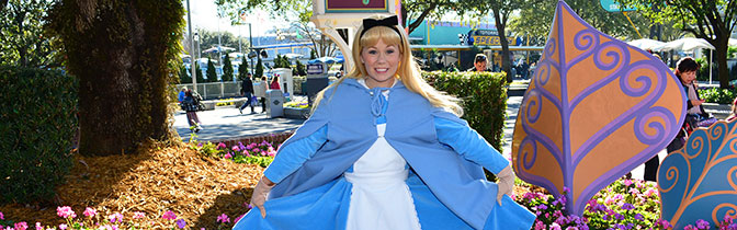 Alice in Wonderland Magic Kingdom meet and greet KennythePirate