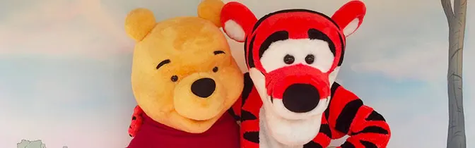 Tigger and Winnie the Pooh Magic Kingdom meet and greet KennythePirate