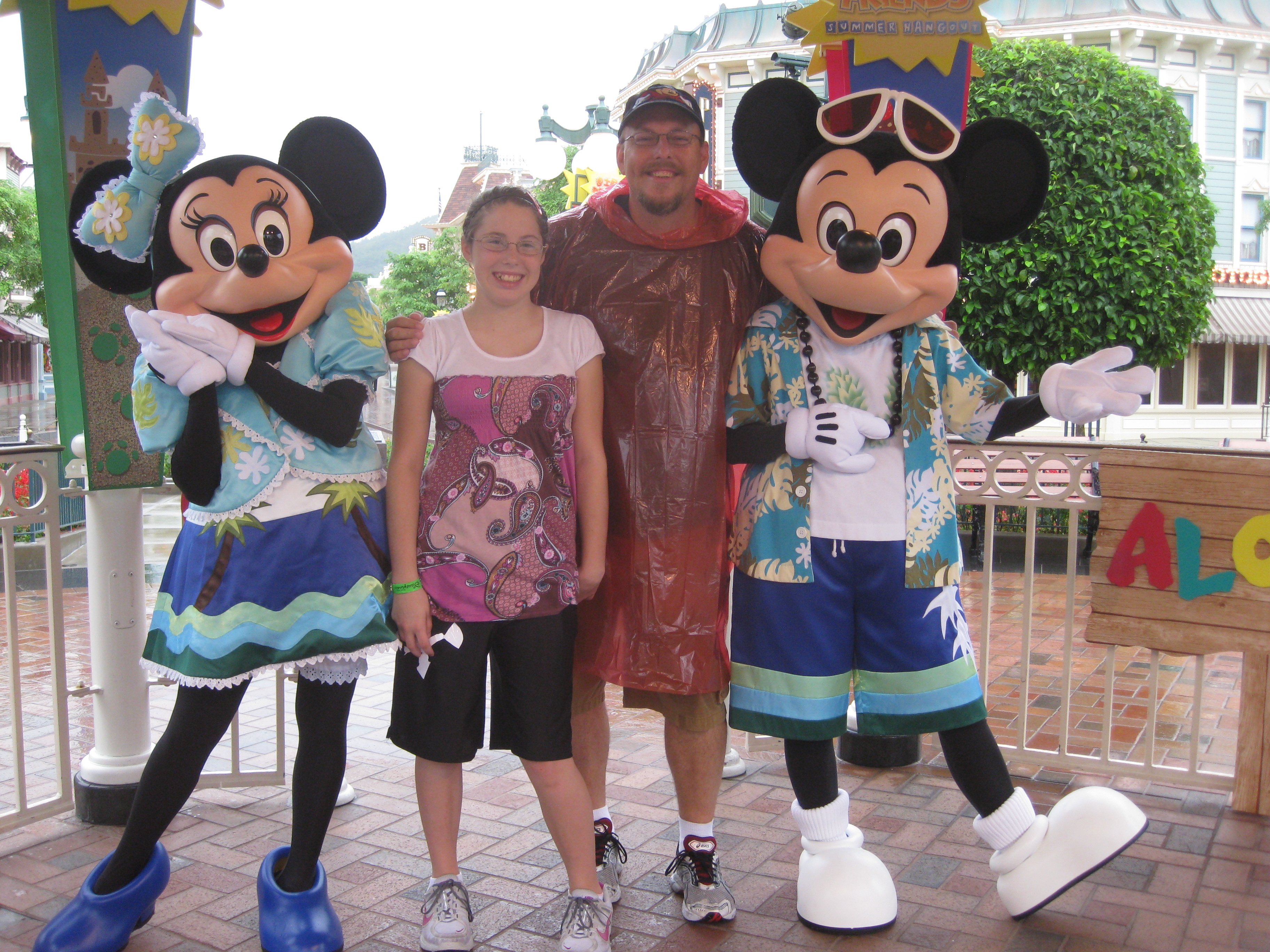 Mickey and Minnie hkdl 2010 (8)