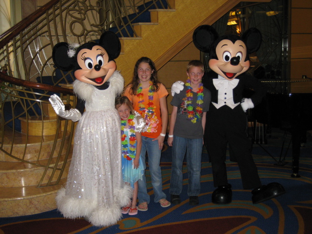 Mickey & Minnie 2009 DCL