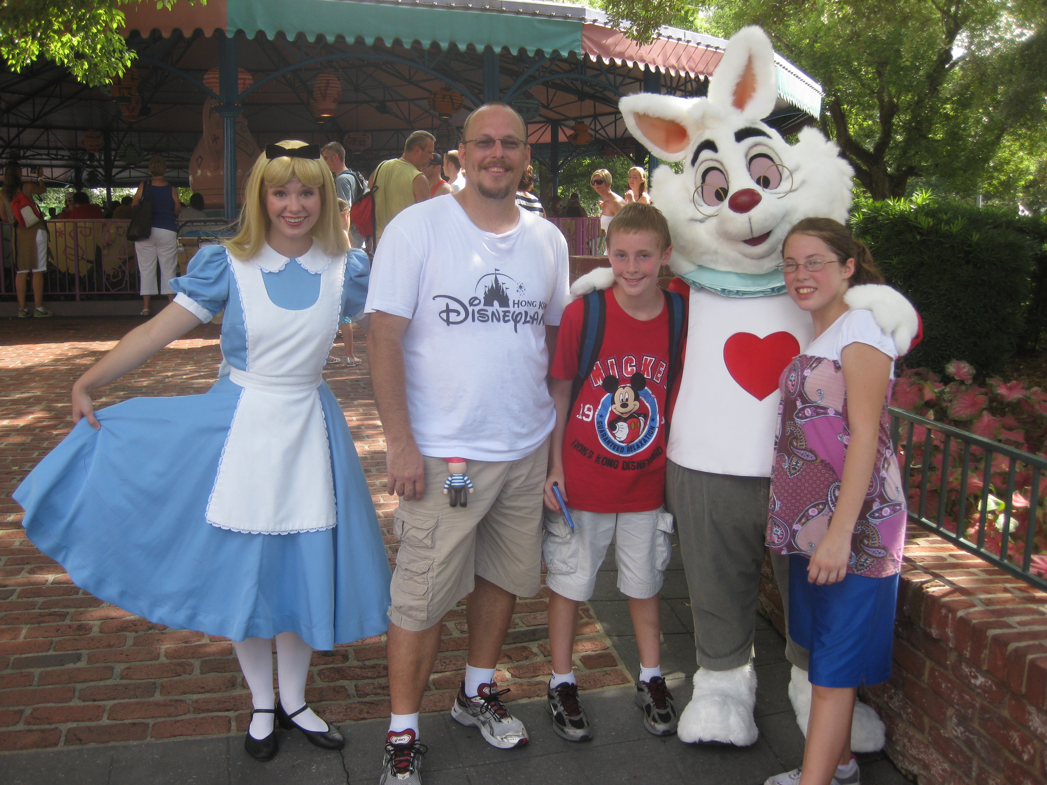 Alice & White Rabbit 2010