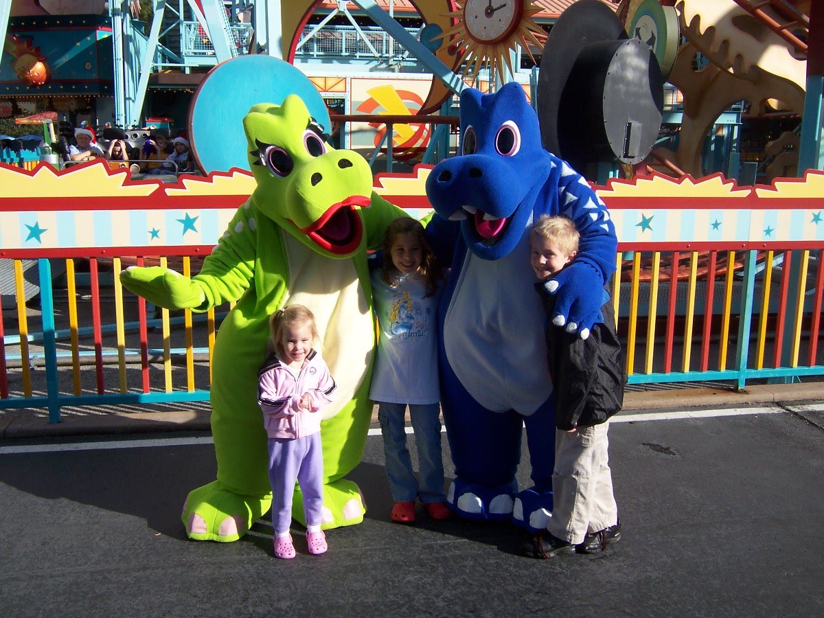 Walt Disney World Characters, Animal Kingdom Characters, Dinoland, Roxie, TRex