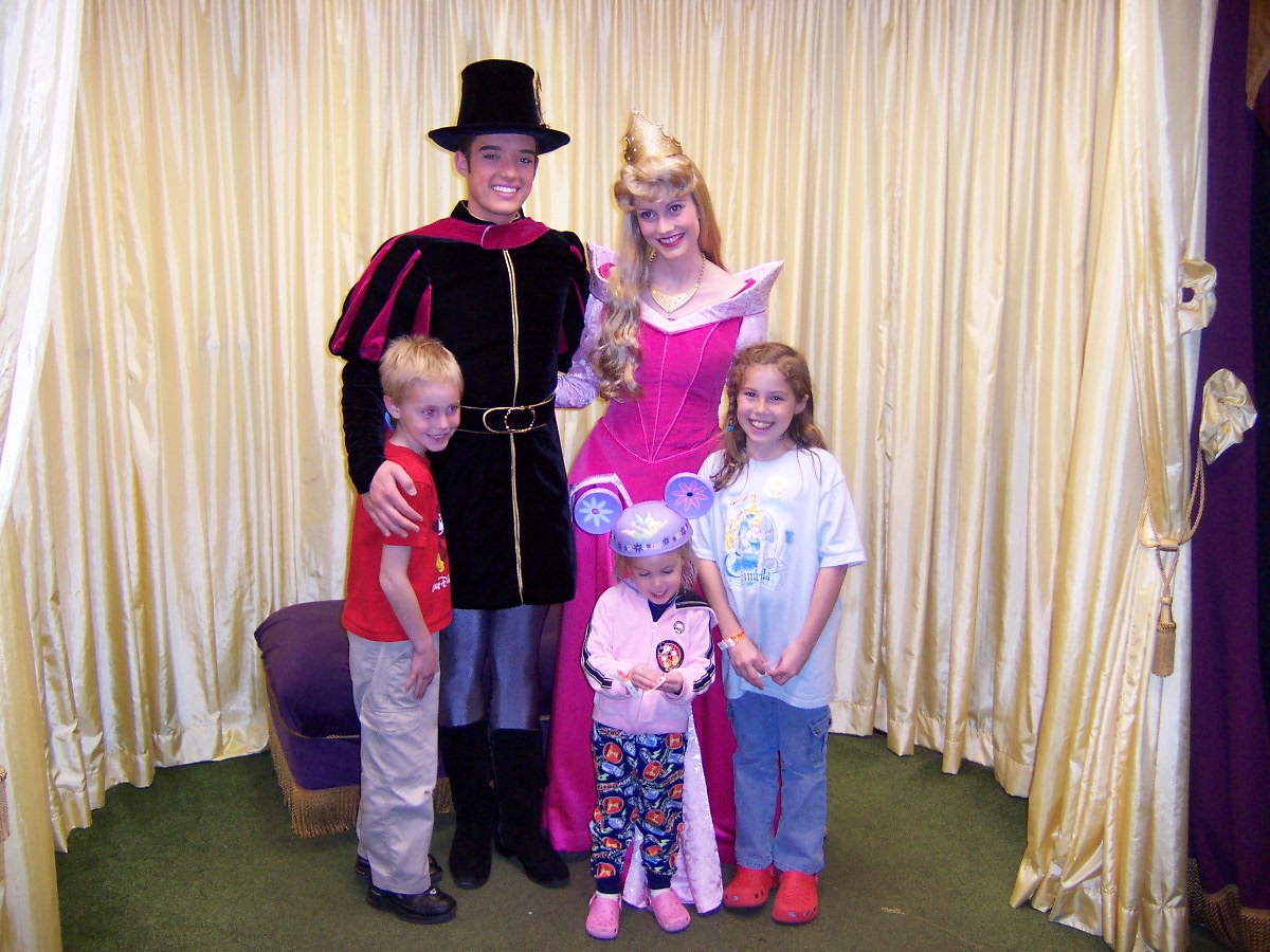 Aurora (Sleeping Beauty) and Prince Phillip at Mickey's Very Merry Christmas Party 2006