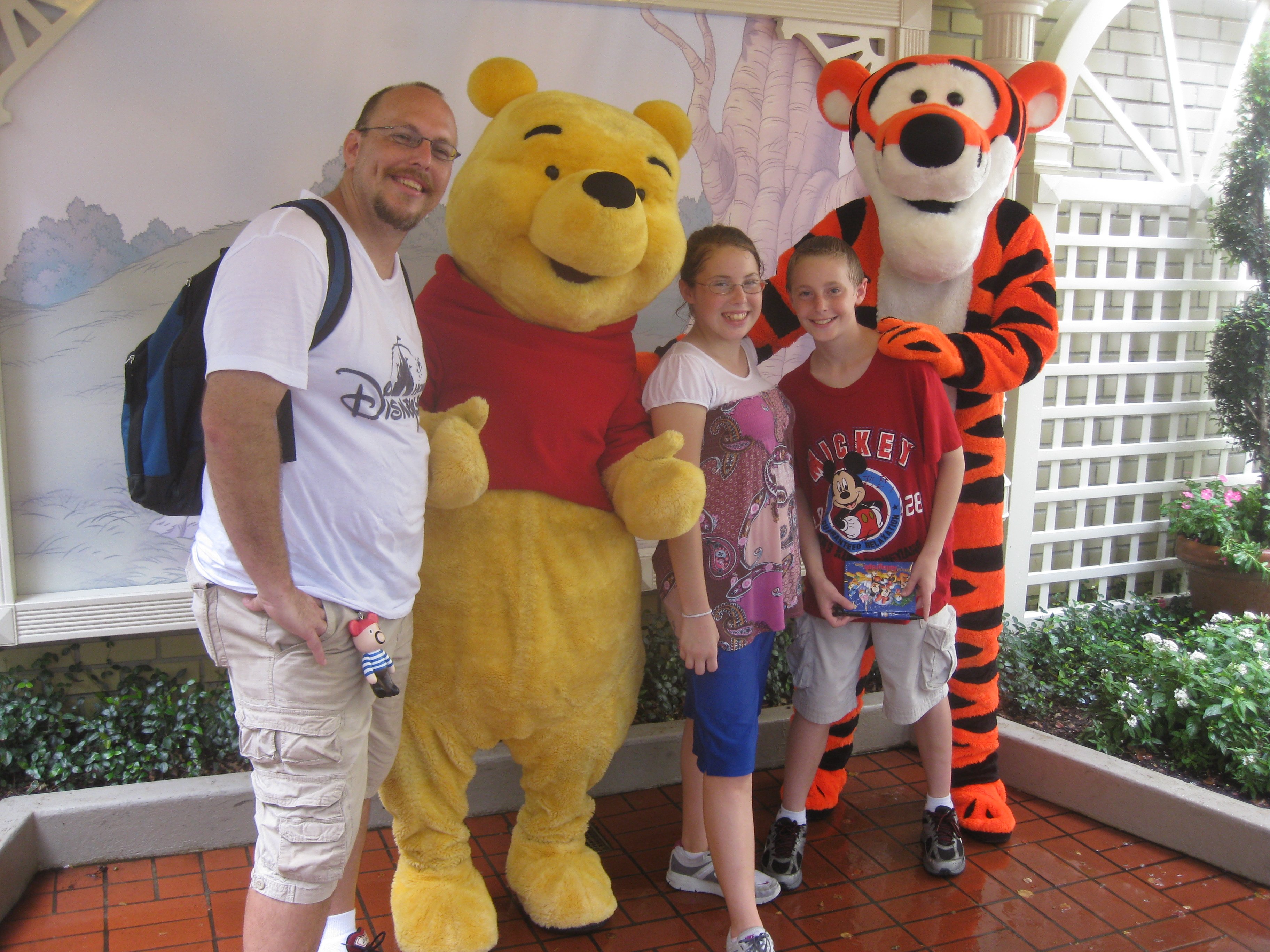 Tigger and Pooh City Hall Magic Kingdom 2010