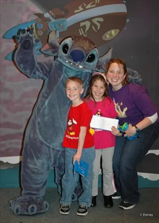 Stitch in Tomorrowland Magic Kingdom 2005