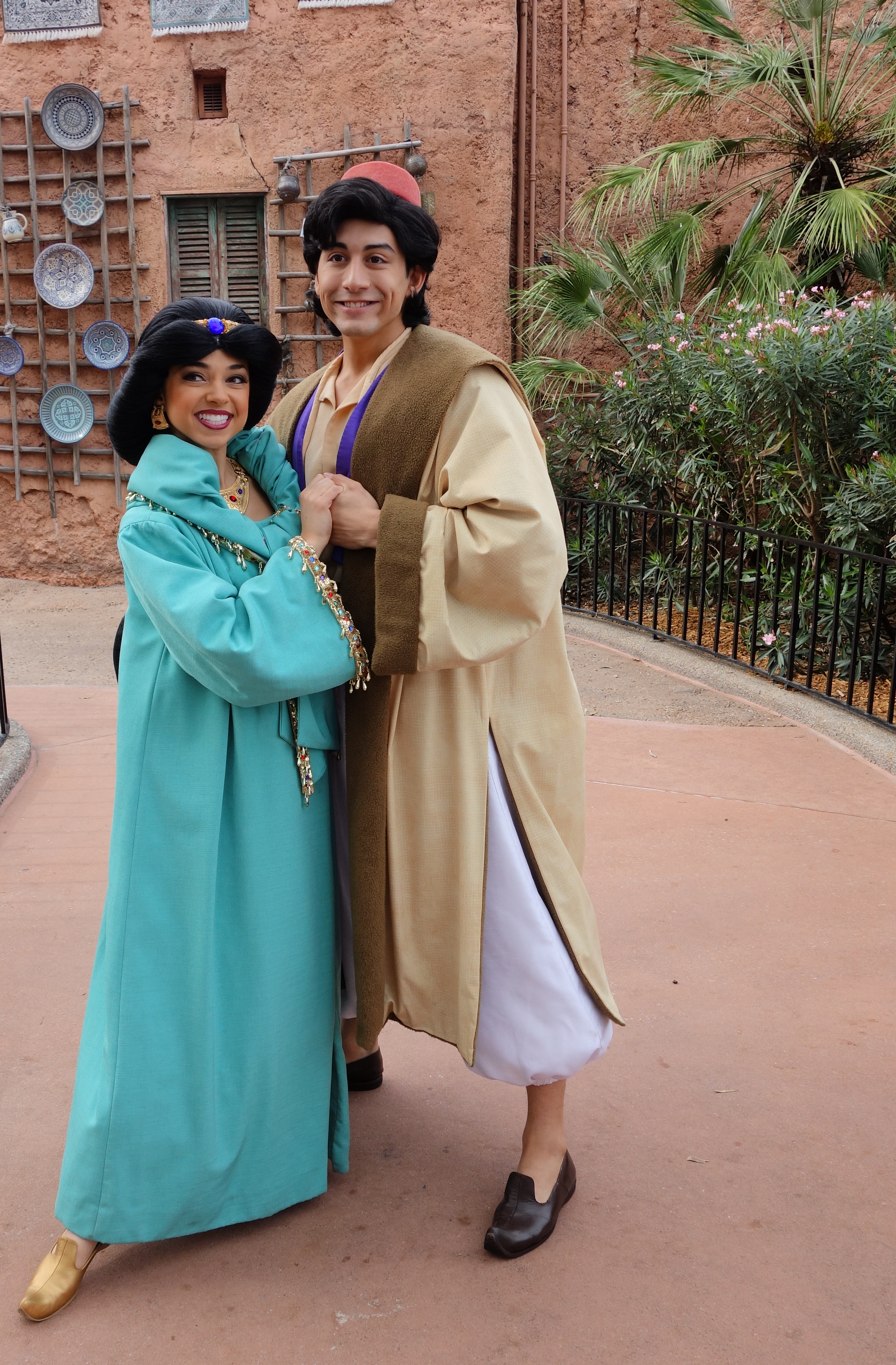 Aladdin and Jasmine at Morocco in EPCOT 2013