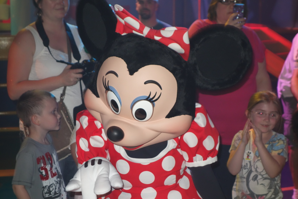 Minnie Mouse Disney Jr Dance Party Hollywood Studios
