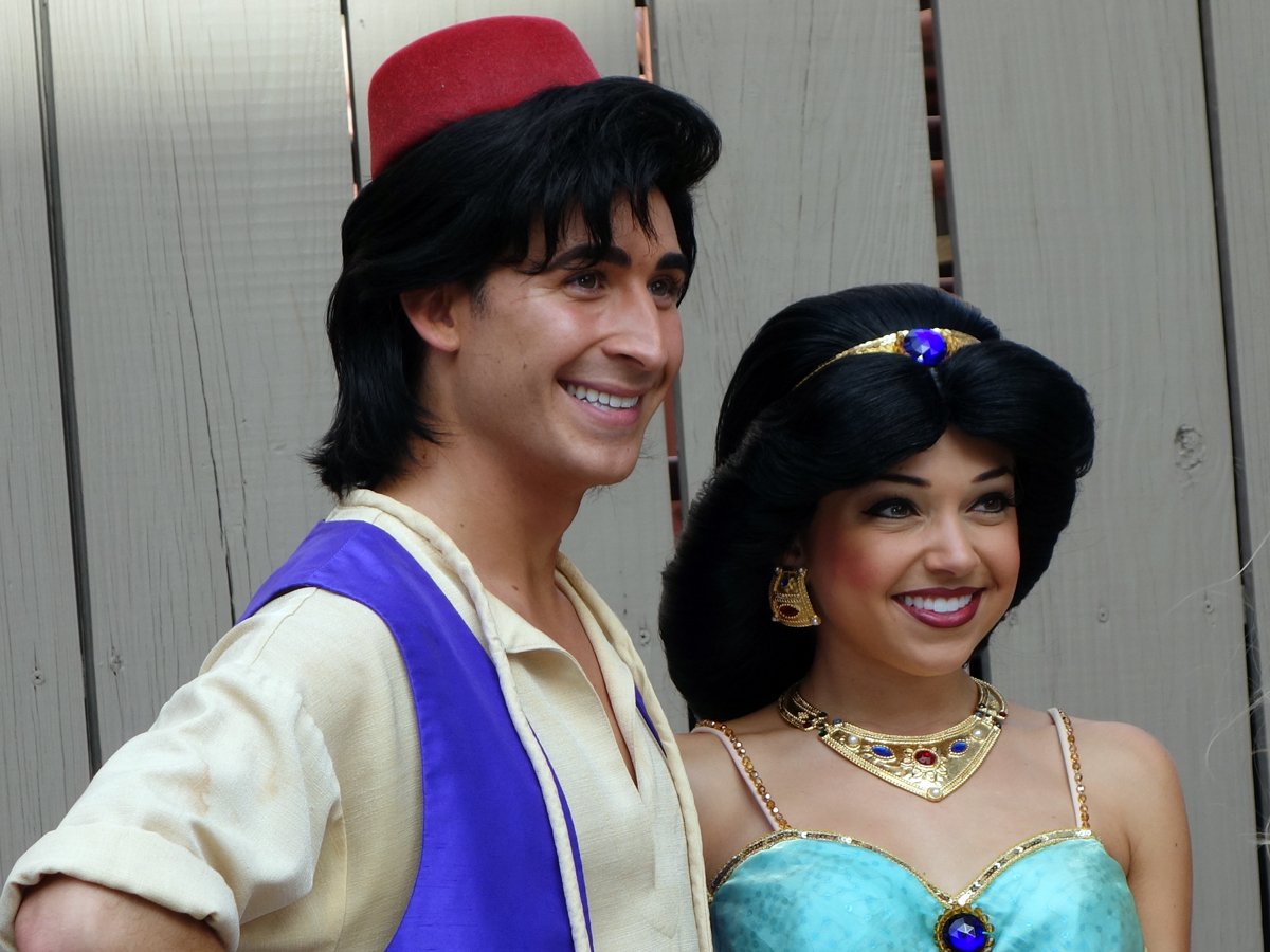 Aladdin and Jasmine at Character Palooza in Hollywood Studios