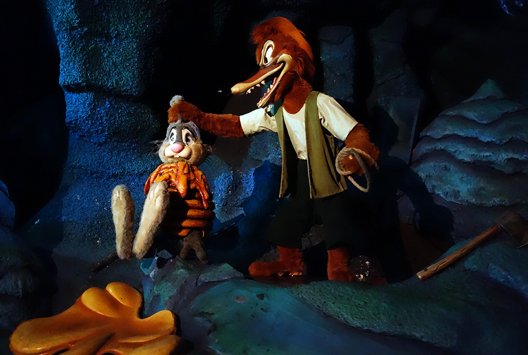 Splash Mountain  Magic Kingdom Walt Disney World Kenny the Pirate