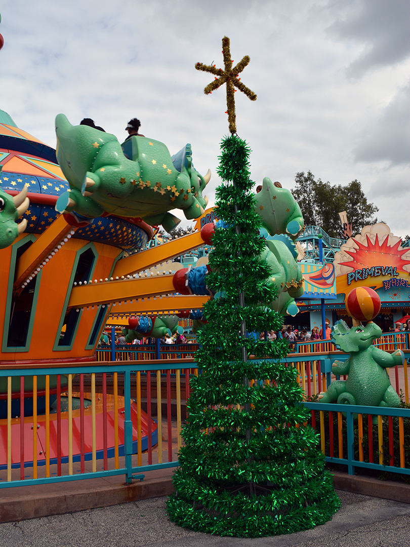 Walt Disney World, Animal Kingdom, Christmas 2013, Dinoland