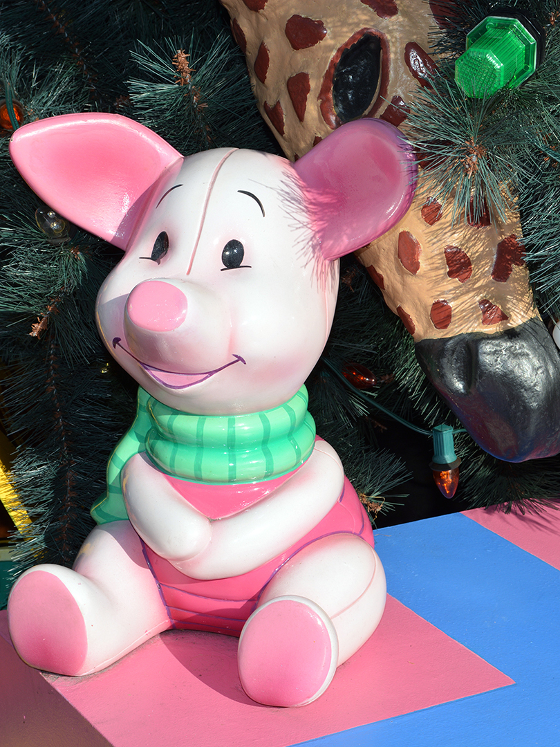 Walt Disney World, Animal Kingdom, Christmas 2013, Christmas Tree, Piglet