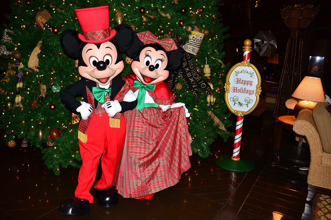 Walt Disney World Animal Kingdom Lodge Jambo House Christmas Characters Mickey and Minnie