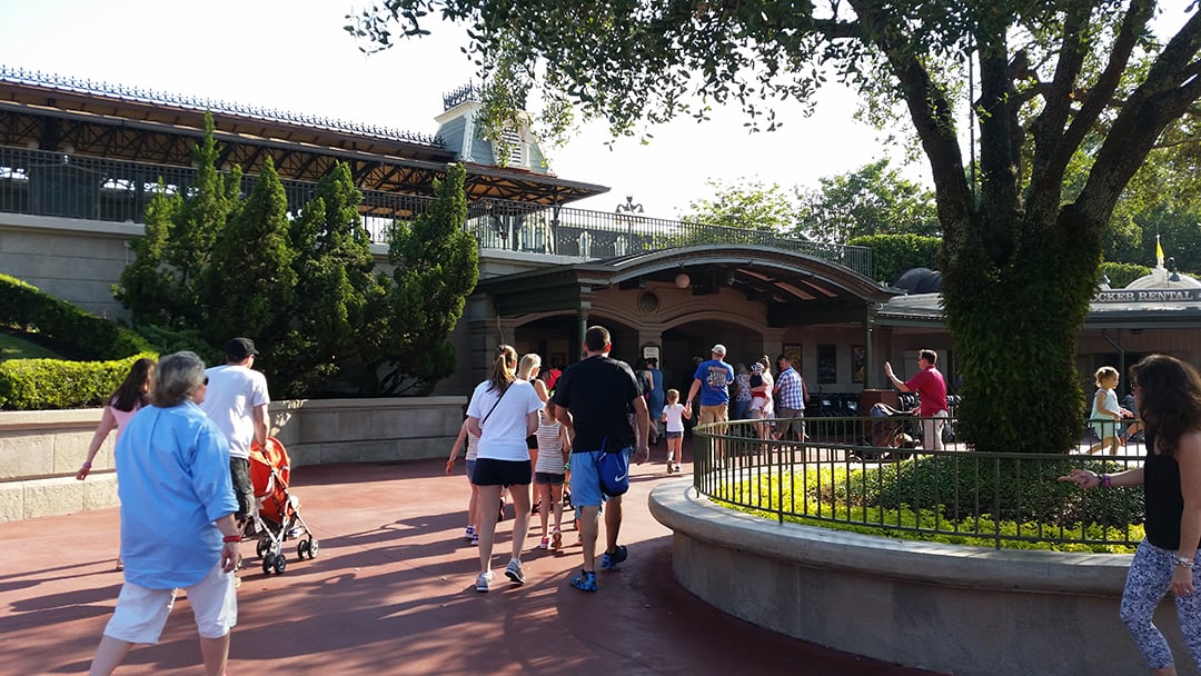 Meet Tinker Bell in Walt Disney World Magic Kingdom a (1)