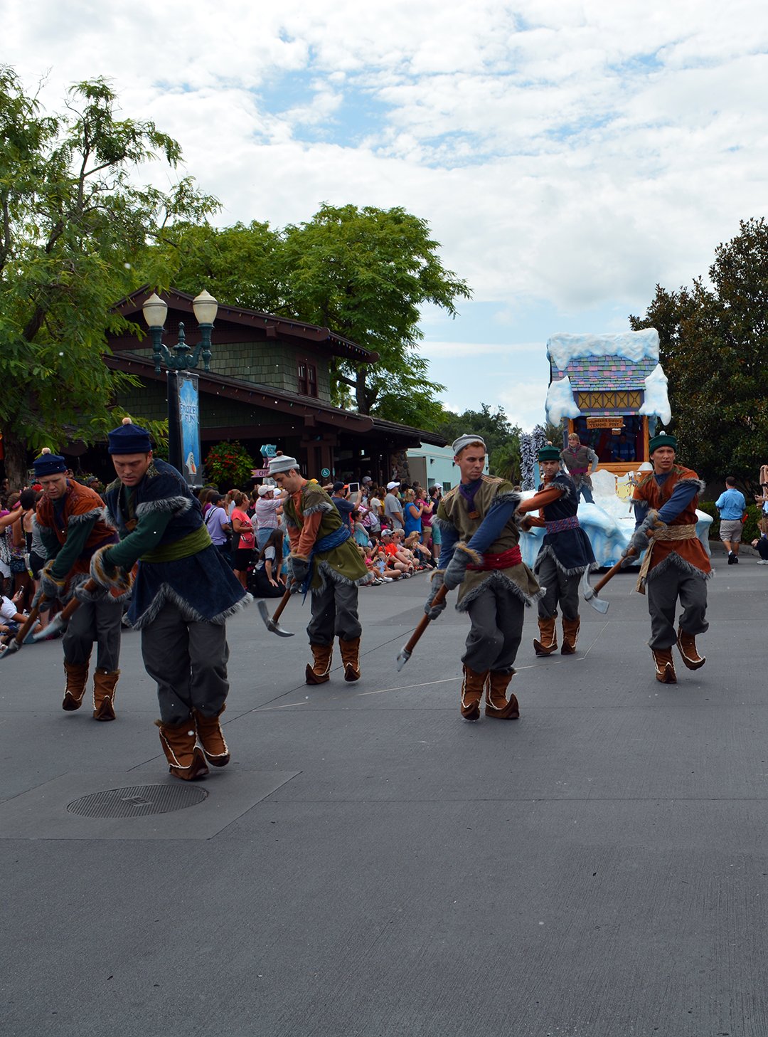 Anna and Elsa's Royal Welcome Parade featuring Kristoff at Hollwood Studios in Disney World