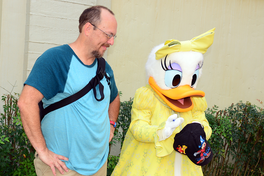 Disney's Hollywood Studios meet and greet Daisy
