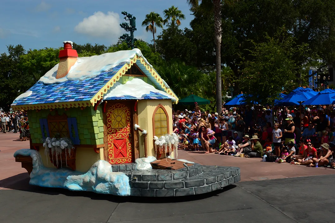 Disney's Hollywood Studios Frozen Parade