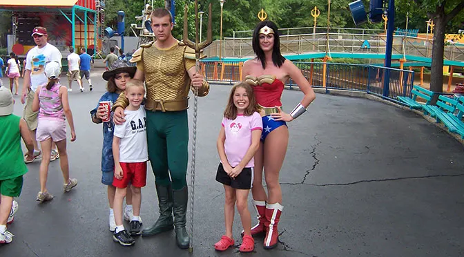 Aquaman and Wonder Woman Six Flags Texas 2007
