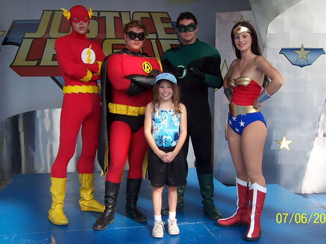 Flash Robin Green Lantern and Wonder Woman Daffy Duck Six Flags Texas 2006