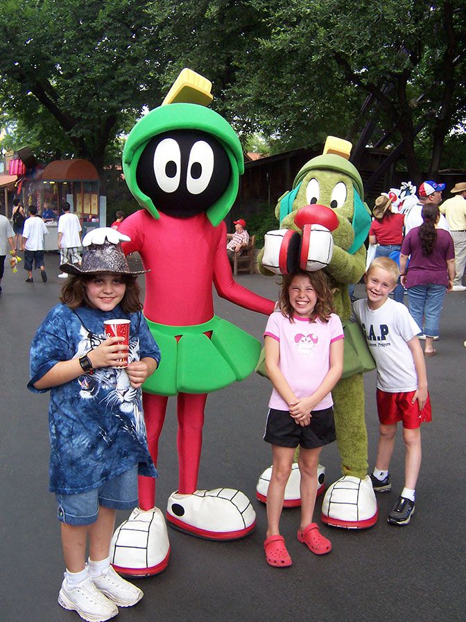 Marvin Martian and K-9 Six Flags Texas 2007 (2)