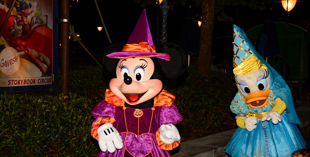 Mickey's Not So Scary Halloween Party 2014 Minnie and Daisy