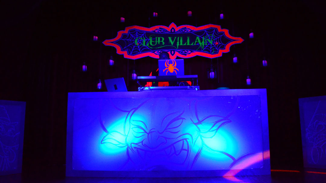 Mickey's Not So Scary Halloween Party 2014 Club Villain