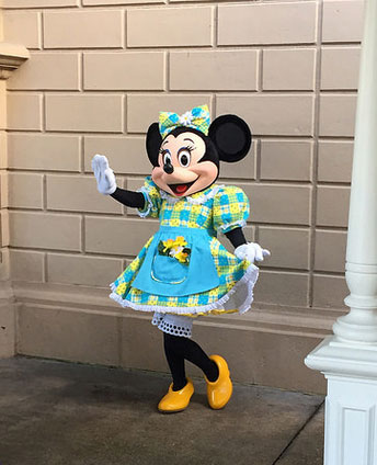 Disneyland Paris Swing into Spring Minnie Mouse (2)