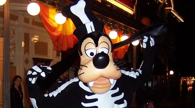 Mickey's Halloween Party Disneyland dates and ticket prices