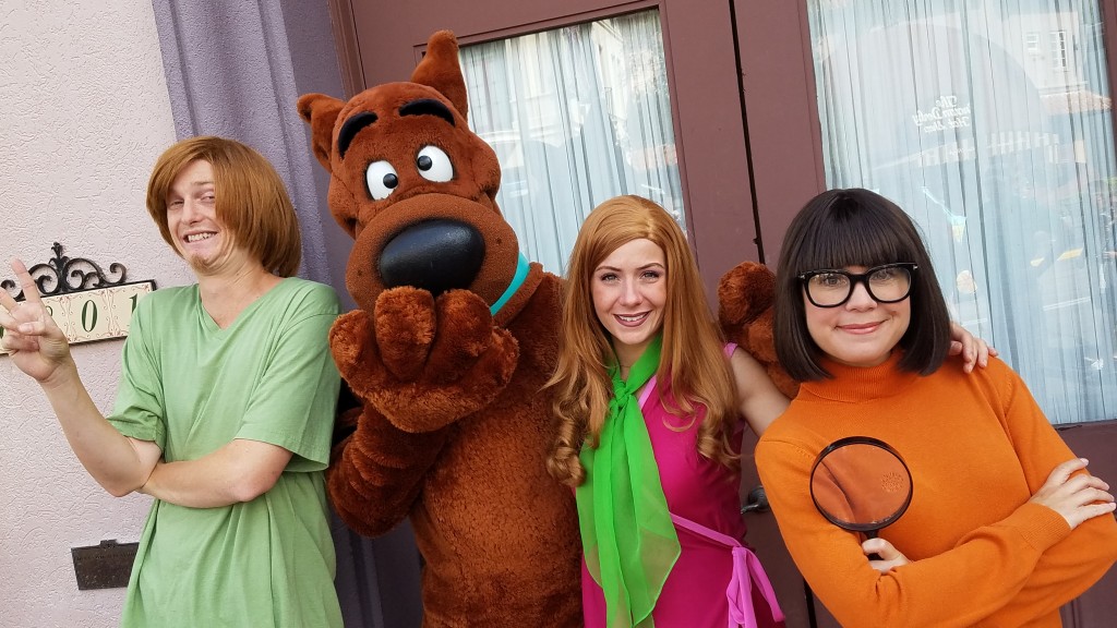 Universal Orlando Character Day with Ryan and Heather April 2016 (25) Shaggy, Scooby, Daphne, Velma