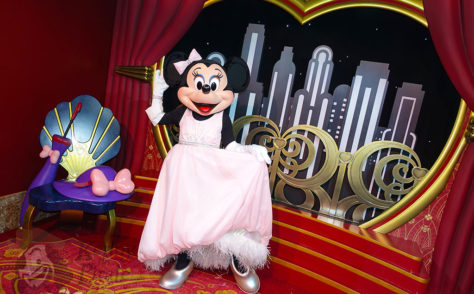 Mickey Mouse and Minnie Mouse in Red Carpet Dreams at Hollywood Studios in Walt Disney World (15)