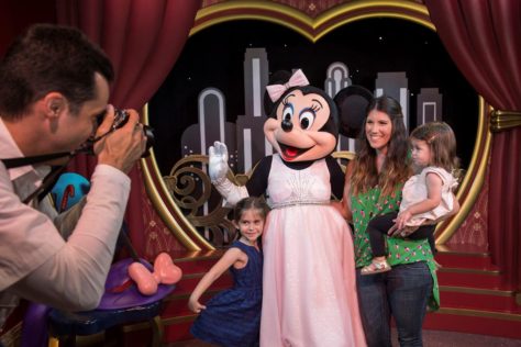 Mickey and Minnie's new meet and greet in Hollywood Studios (1)