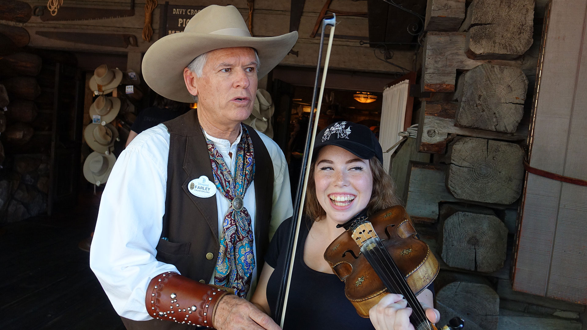 Farley the Fiddler at Disneyland (11)