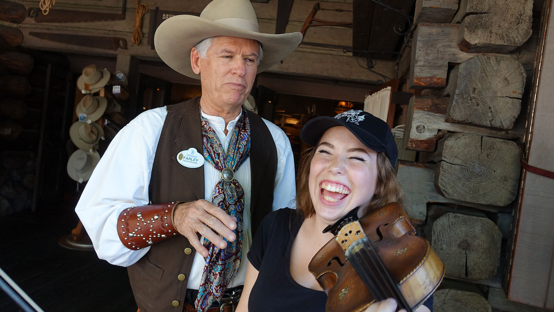 Farley the Fiddler at Disneyland (6)