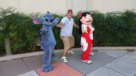 Hollywood Studios Lilo and Stitch character meet and greet (2)