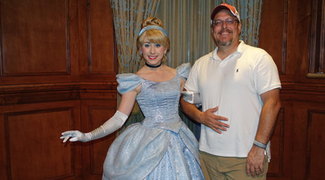 Meet Cinderella in Magic Kingdom at Walt Disney World (4)