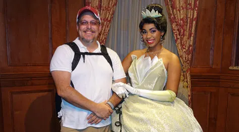 Meet Tiana at Magic Kingdom in Walt Disney World (3)