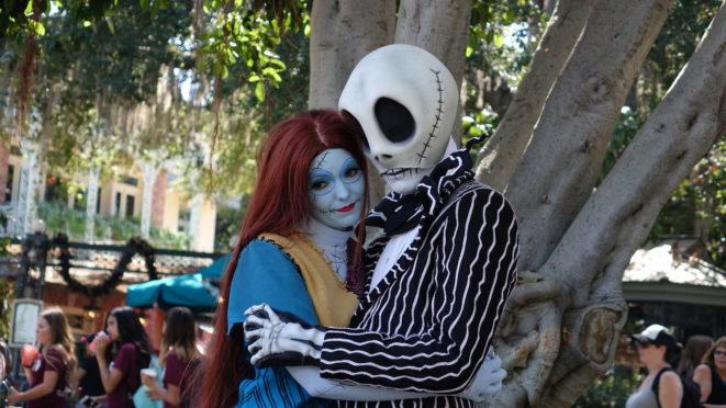 Jack Skellington and Sally Disneyland Halloween (20)