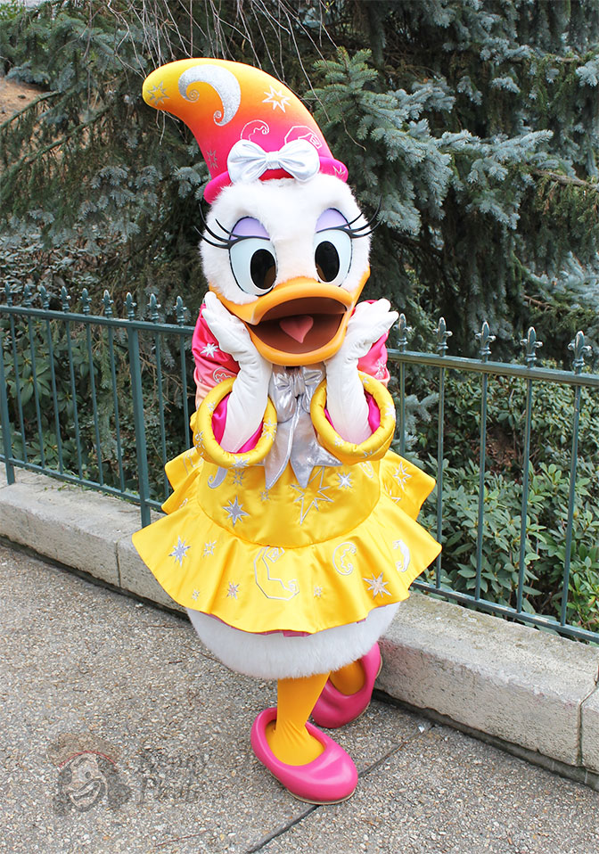 Daisy wearing her magician outfit during the 20th Anniversary in 2012.