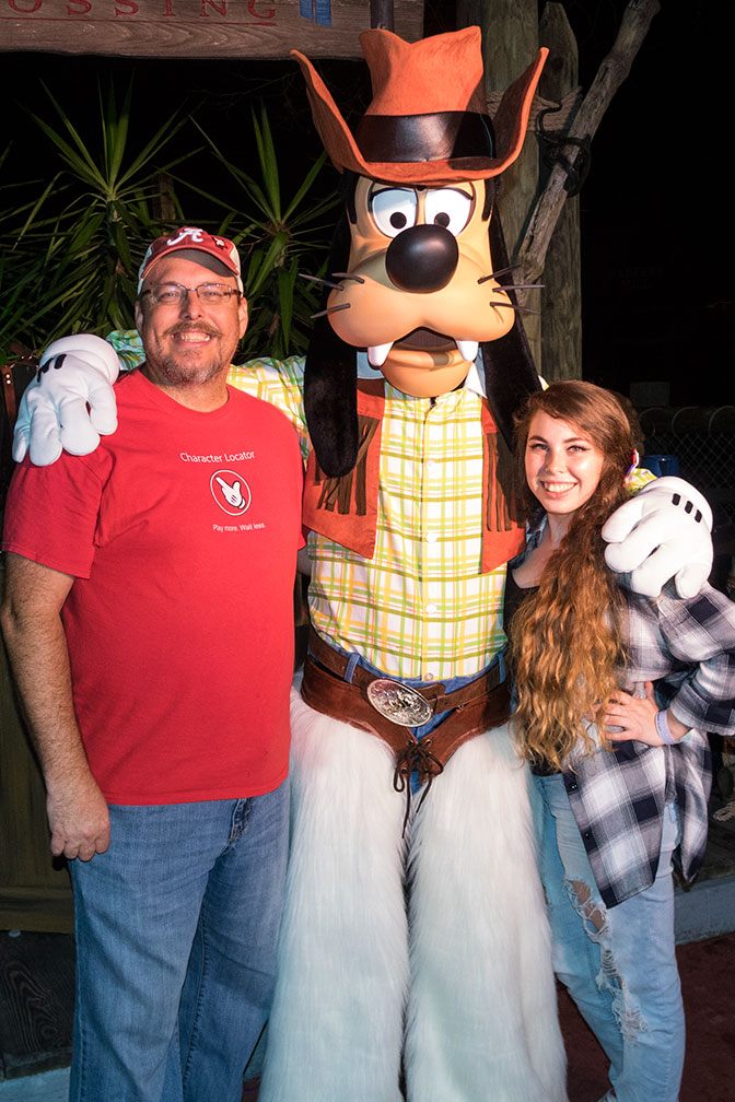 Disney Vacation Club Moonlight Madness 2017 Cowboy Goofy