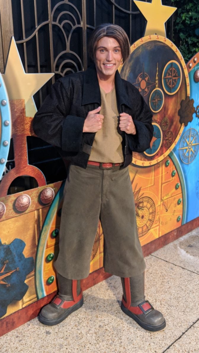 Jim-Hawkins-from-Treasure-Planet-at-Fandaze-in-Disneyland-Paris-2018.jpg