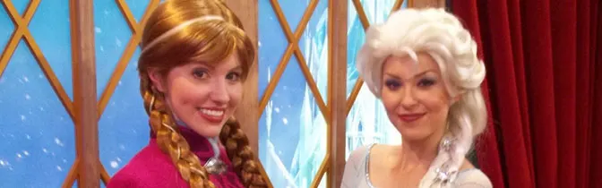 Anna and Elsa Epcot meet and greet KennythePirate