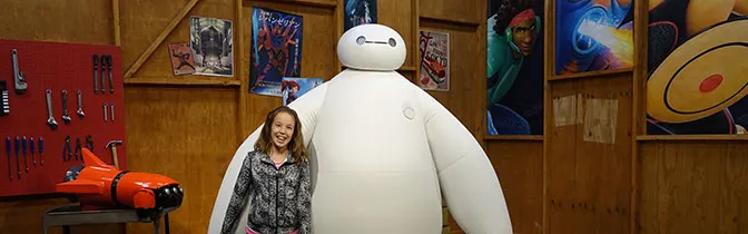 Baymax Epcot meet and greet KennythePirate