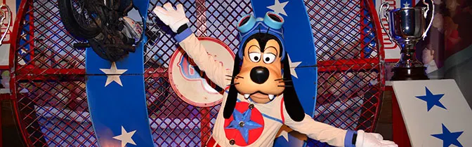 Goofy Magic Kingdom meet and greet KennythePirate