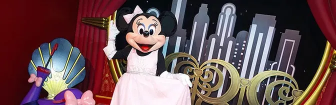 Minnie Mouse Hollywood Studios meet and greet KennythePirate