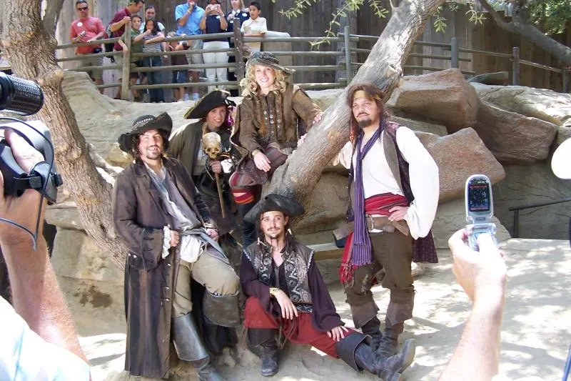 Bad Mood t Blackhearted, Johnny Crimson, Laverne Enchante, Captain Dante & Billy Books from Dream Job 2007