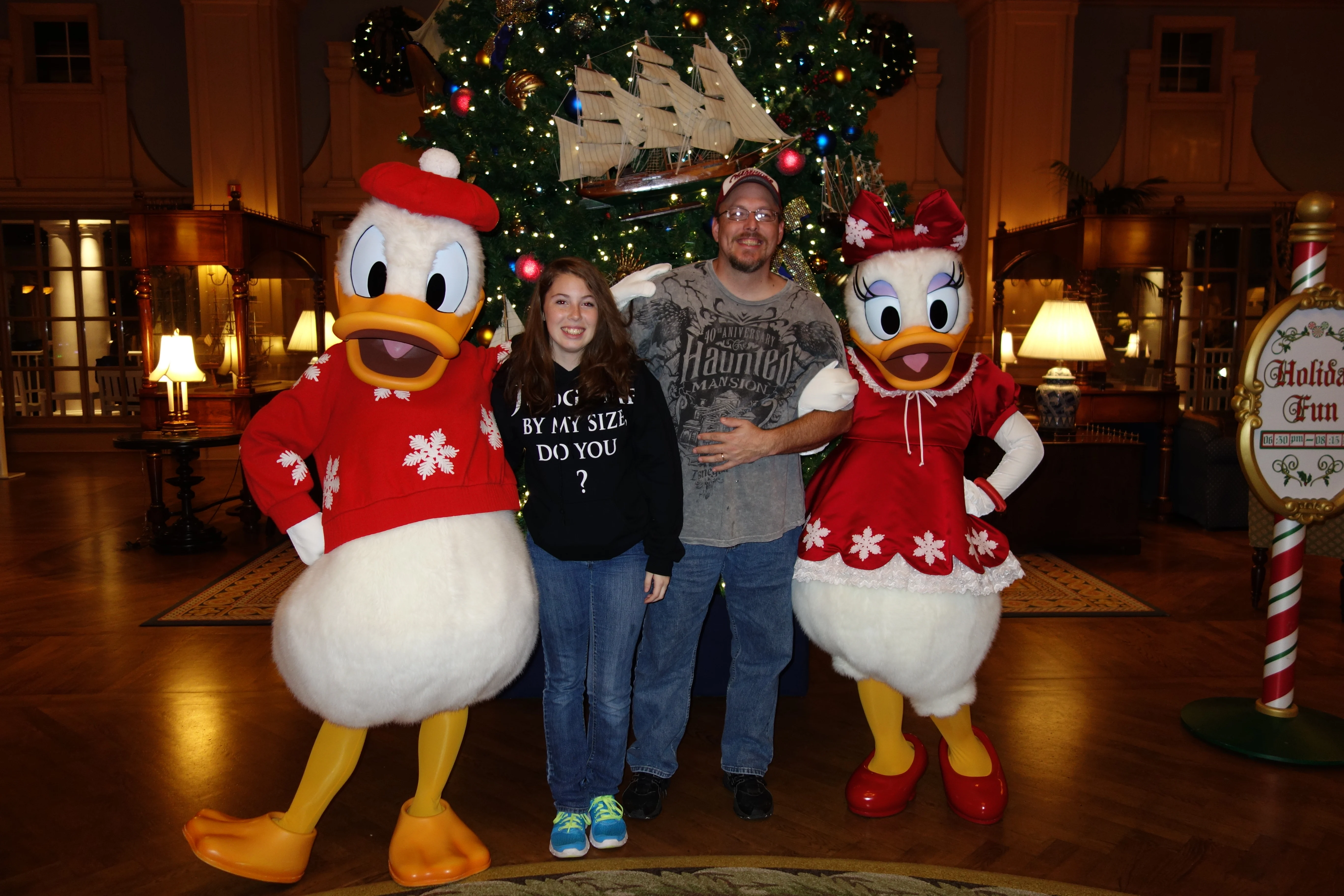 Daisy and Donald Dec 2012 xmas yacht (5)