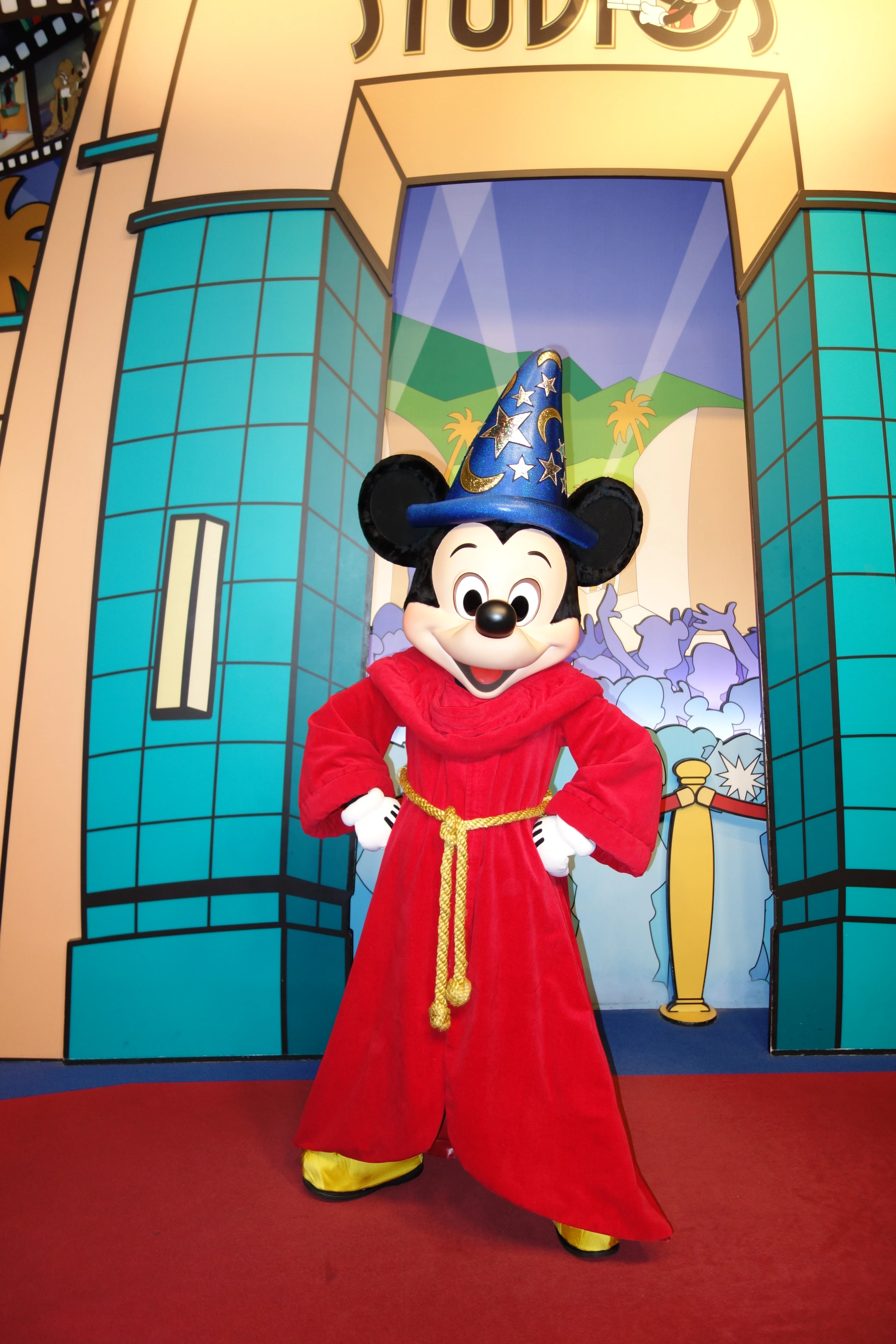 Sorcerer Apprentice Mickey Hollywood Studios 2012
