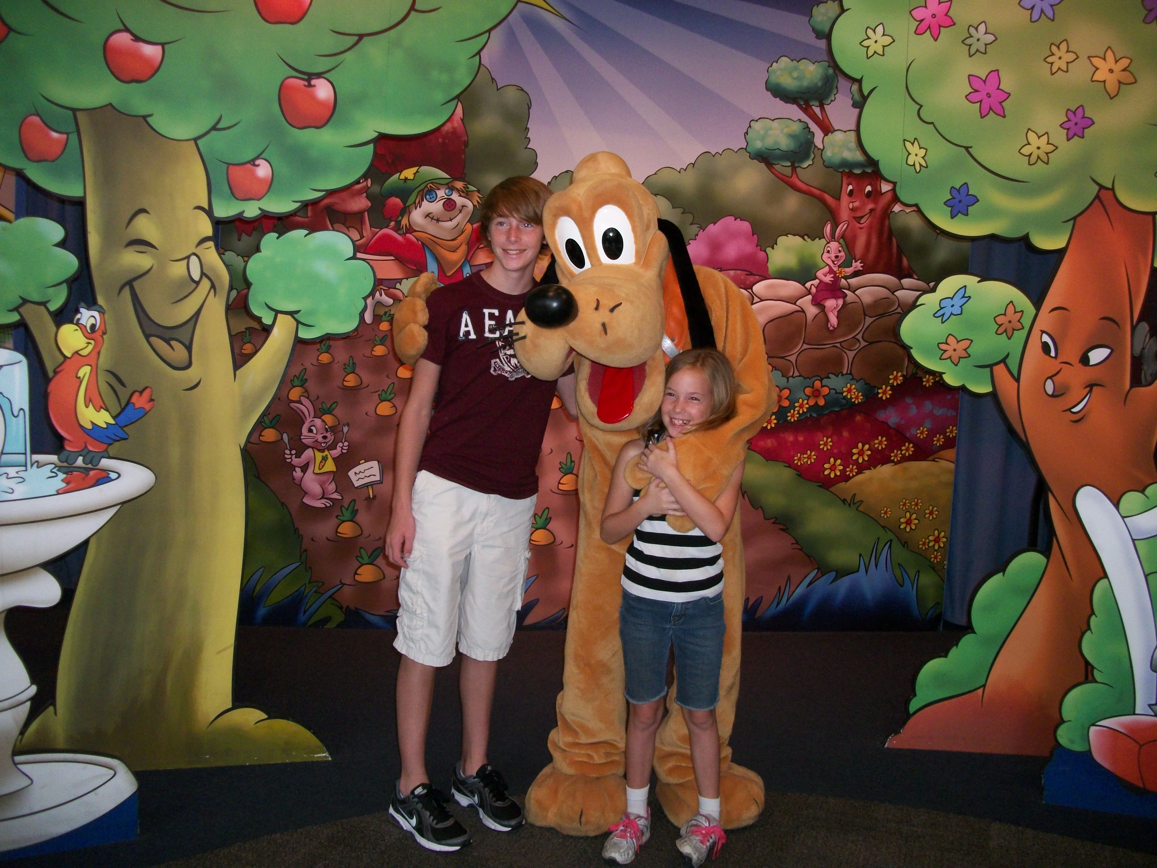 Pluto at Epcot Character Spot 2012