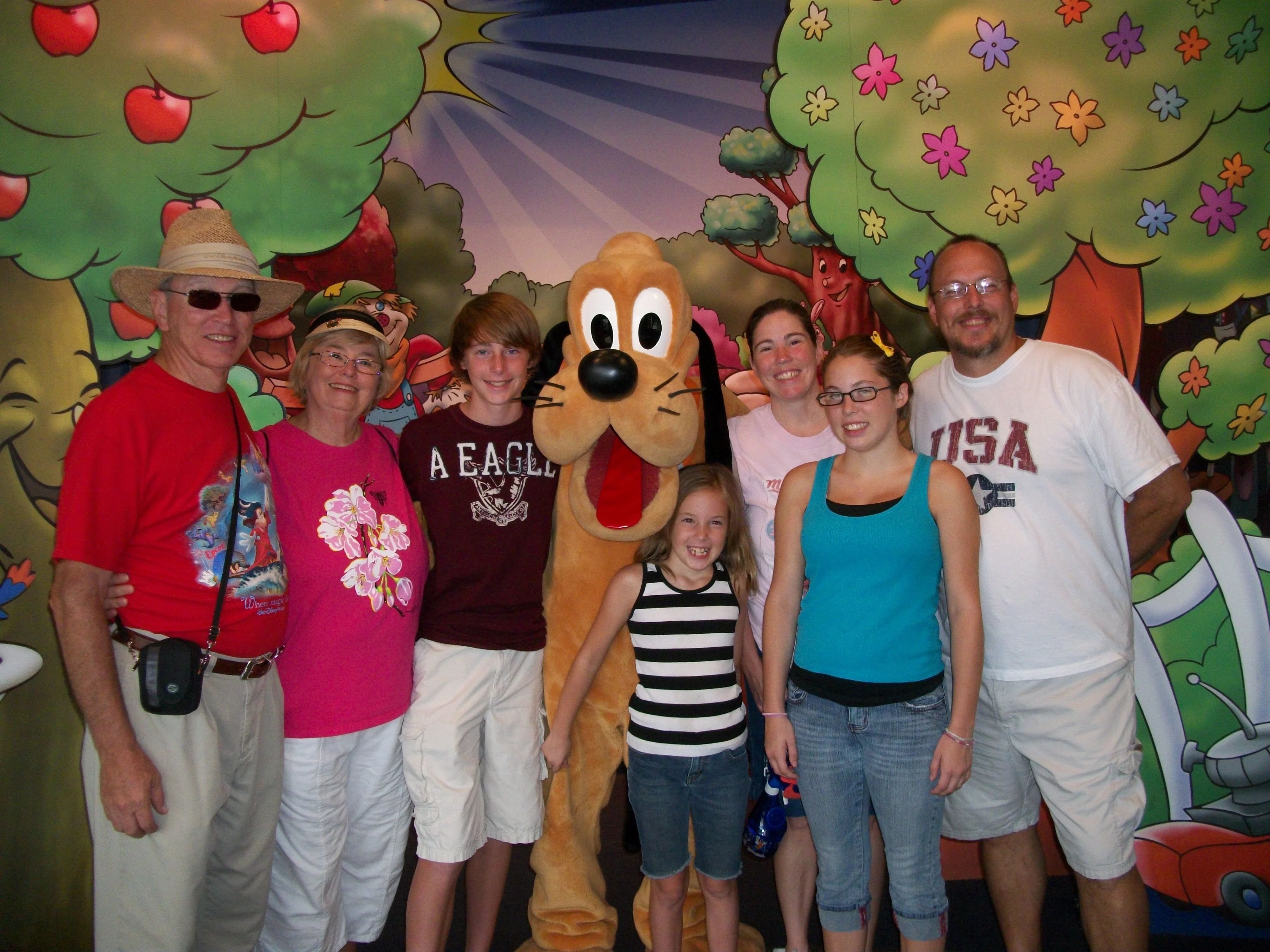 Pluto at Epcot Character Spot 2012