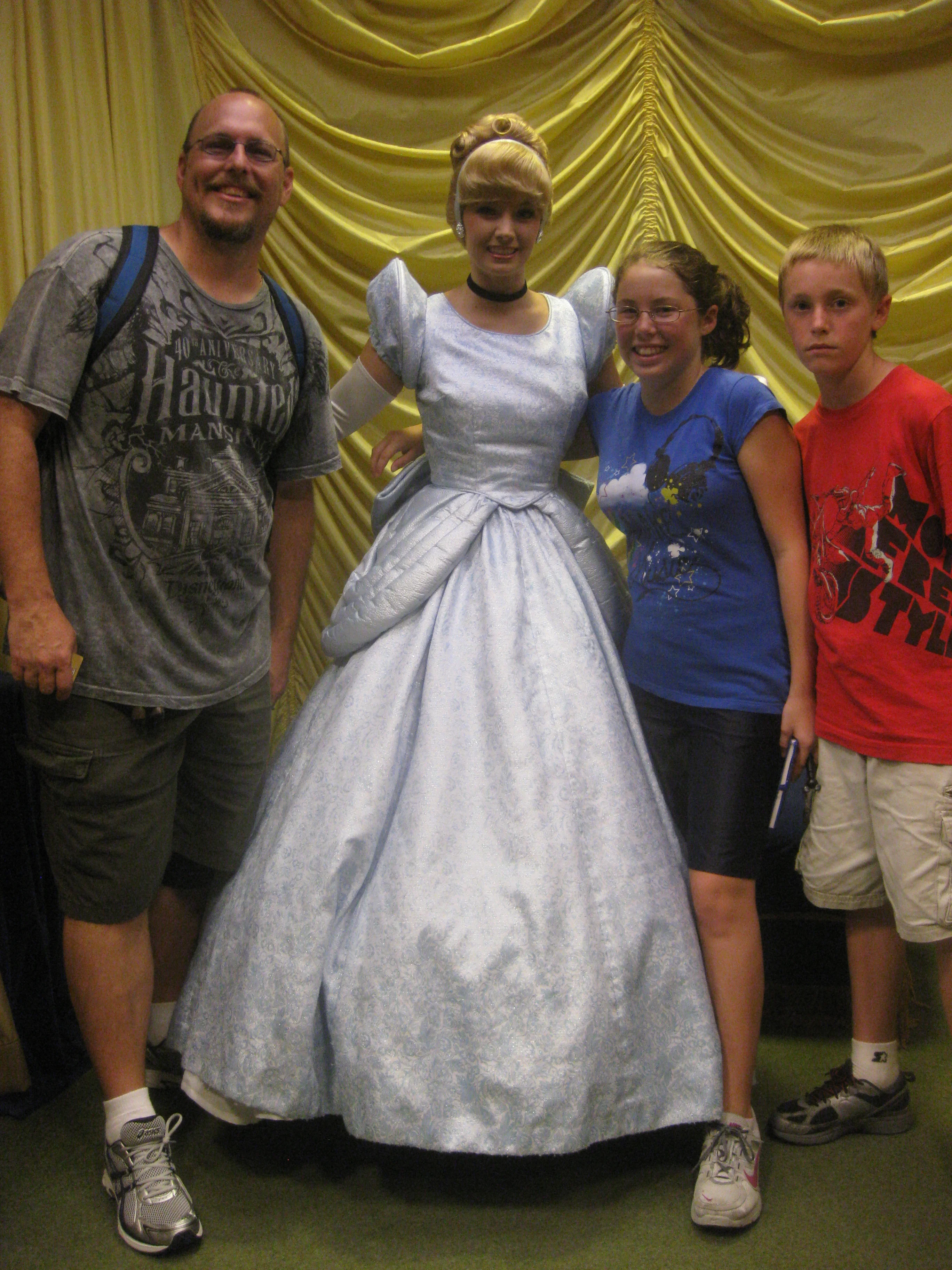 Cinderella at Toontown in Magic Kingdom 2010