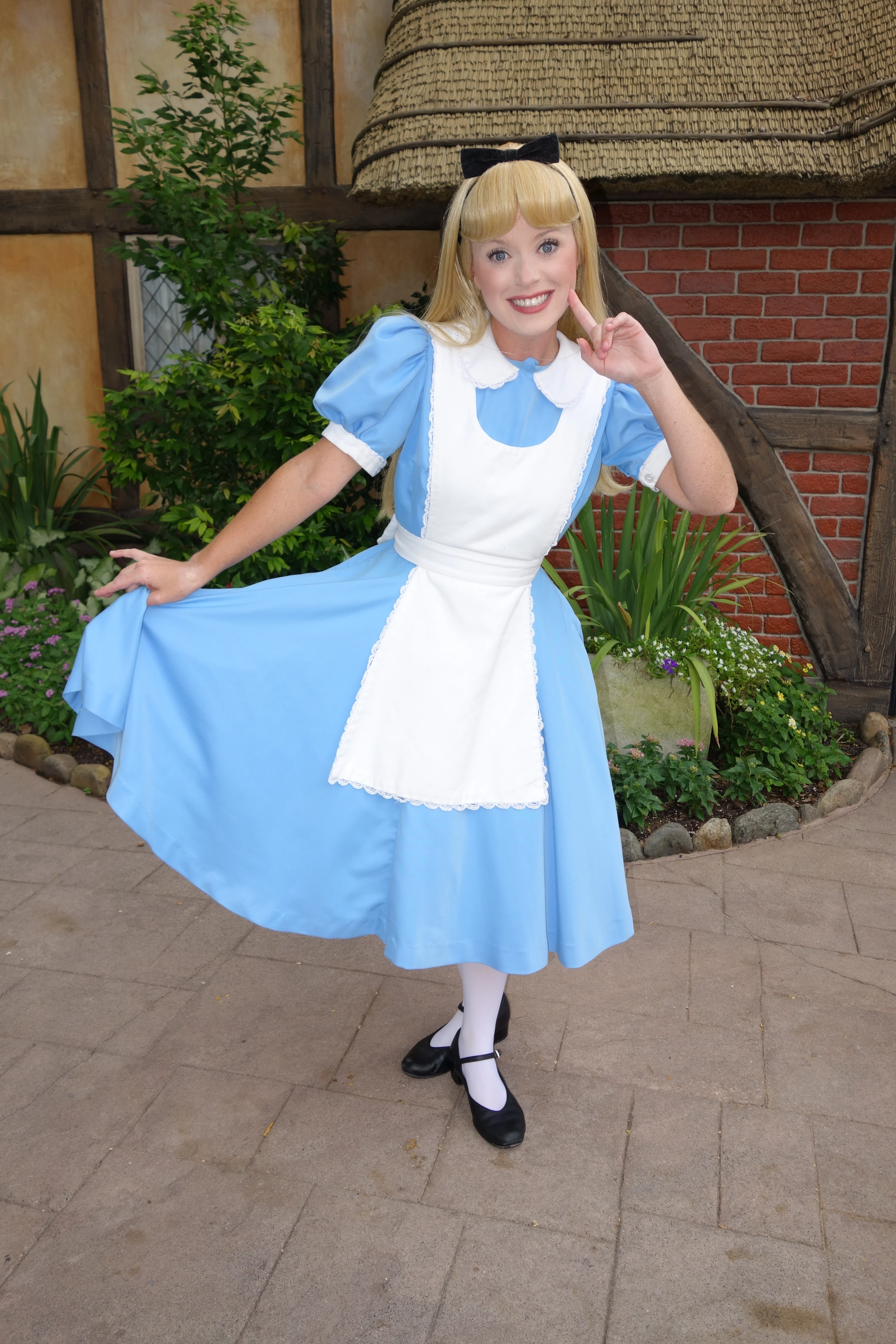 Alice United Kingdom Epcot 2012